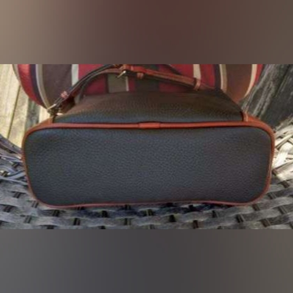 Dooney & Bourke Crossbody - Picture 5 of 5